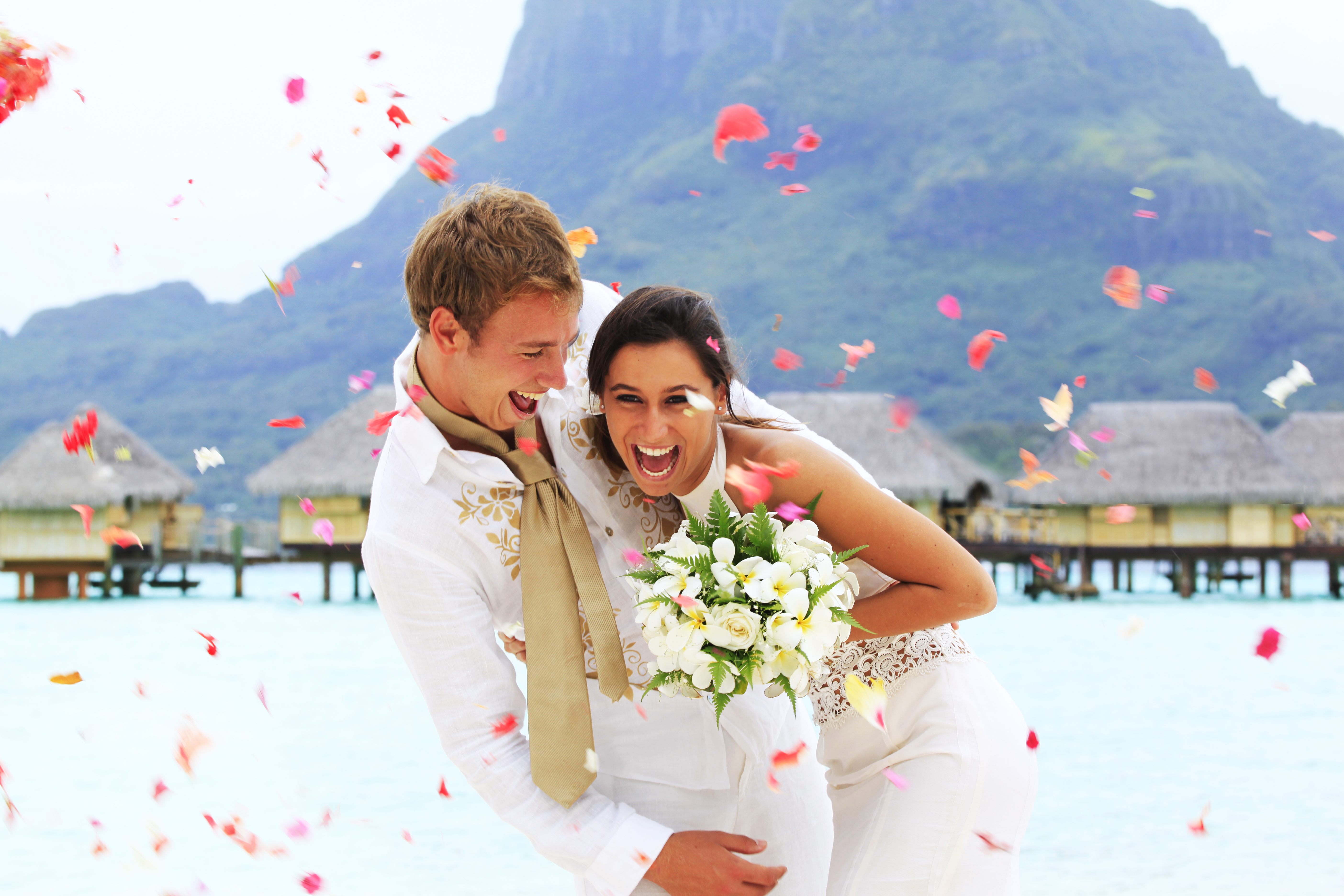 Casamento no Tahiti - na praia com as bençãos da natureza