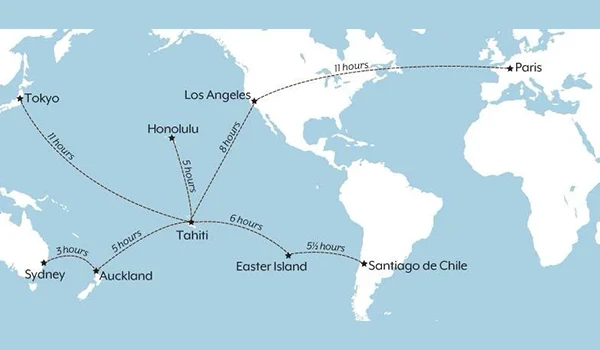 Rota de voo ao redor do mundo mostrando distâncias em horas de viagem entre destinos como Sydney, Auckland, Tahiti, Easter Island, Santiago de Chile, Honolulu, Los Angeles, Paris e Tokyo.