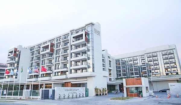 Imagem do Grand Hyatt São Paulo, hotel de luxo, sobre o que fazer na Barra da Tijuca. 