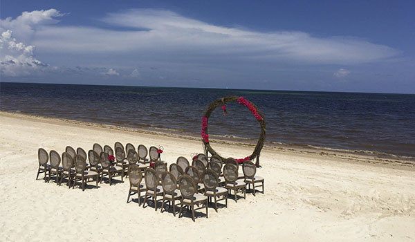 Destination Wedding em Cancún: casamento no México pé na areia