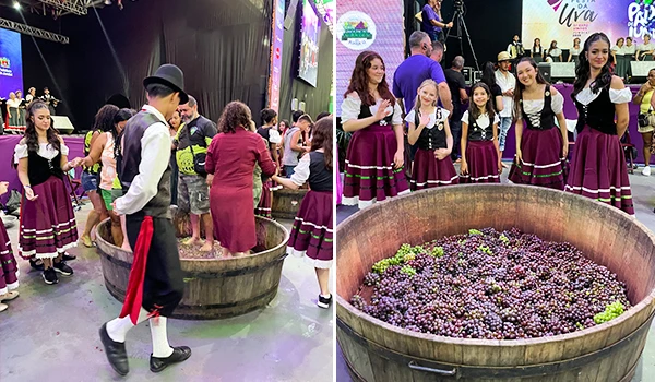 Festival de colheita de uvas com pessoas dançando e pisando em uvas em barricas tradicionais, celebrando a cultura do vinho.